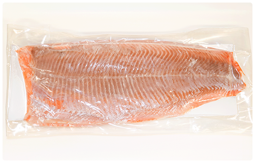 ニッスイの国産サーモン。岩手県で養殖するおいしいサーモントラウト。